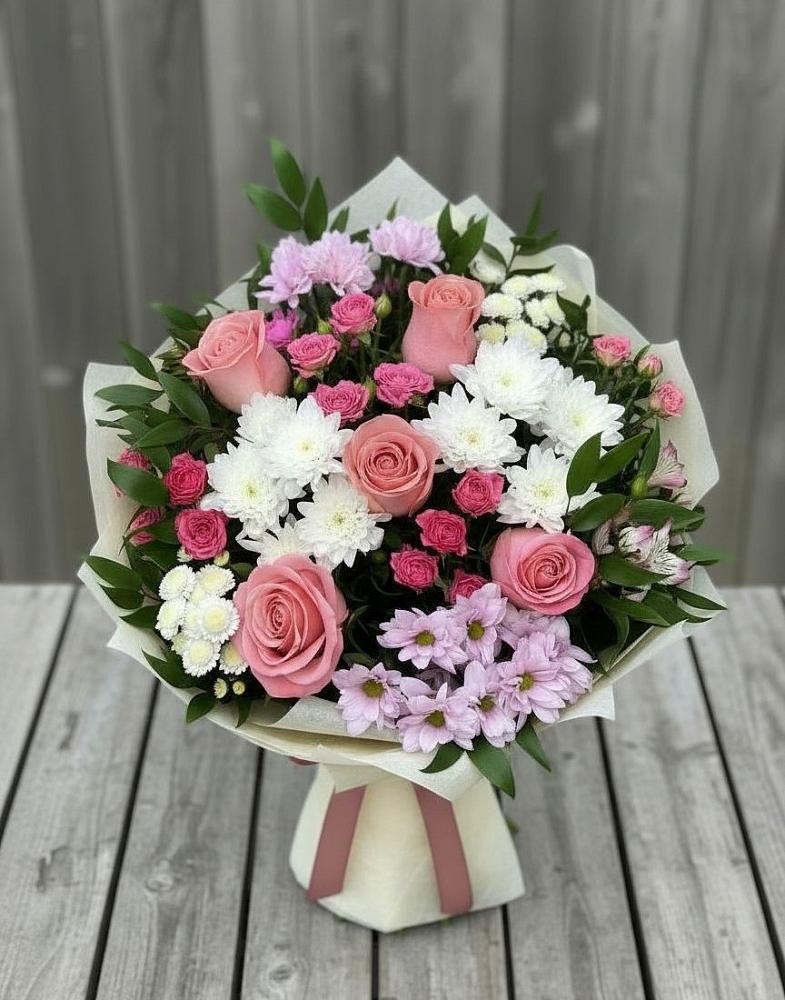 Букет цветов из: Альстромерии, Гвоздики, Розы и Хризантемы в Ленинский Тульская область