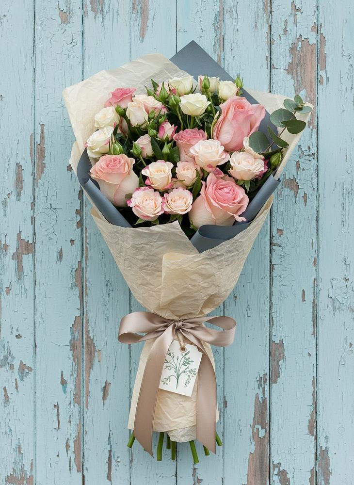 Букет цветов из: Розы в Ленинский Тульская область