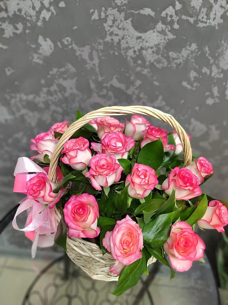 Цветочная композиция из Розы в корзине в Ленинский Тульская область