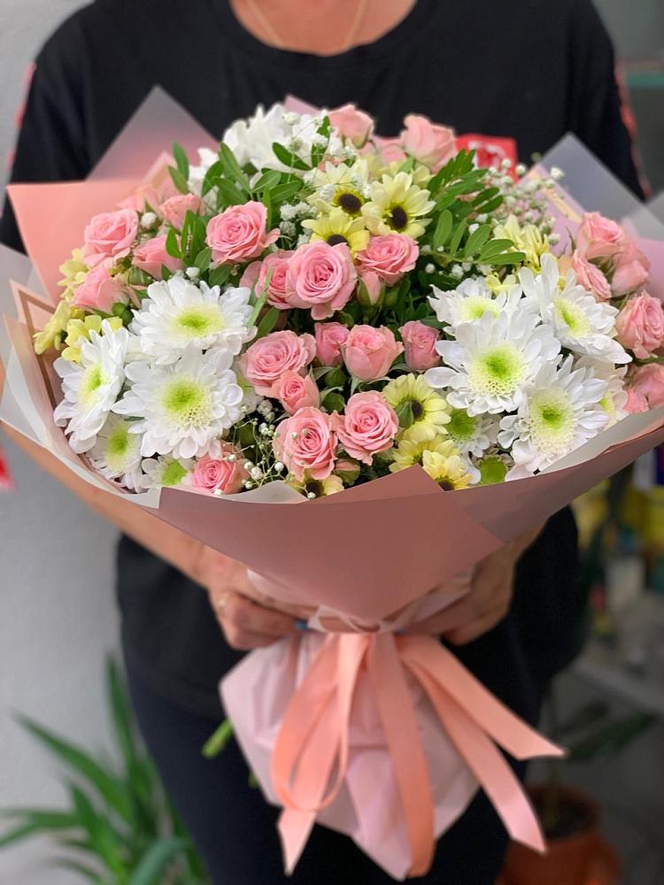Букет цветов из: Розы и Хризантемы в Ленинский Тульская область