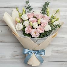 Букет цветов из:  Лизиантусы в Ленинский Тульская область