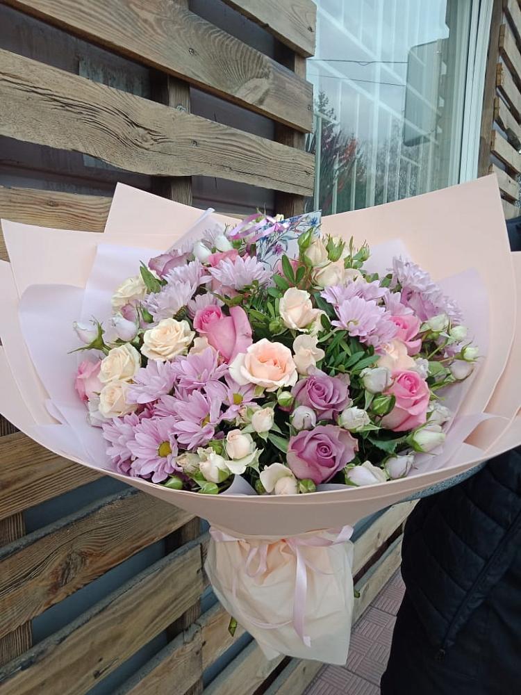 Букет цветов из: Розы и Хризантемы в Ленинский Тульская область