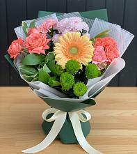Букет цветов из:  Гвоздики, Розы, Герберы и Хризантемы в Ленинский Тульская область