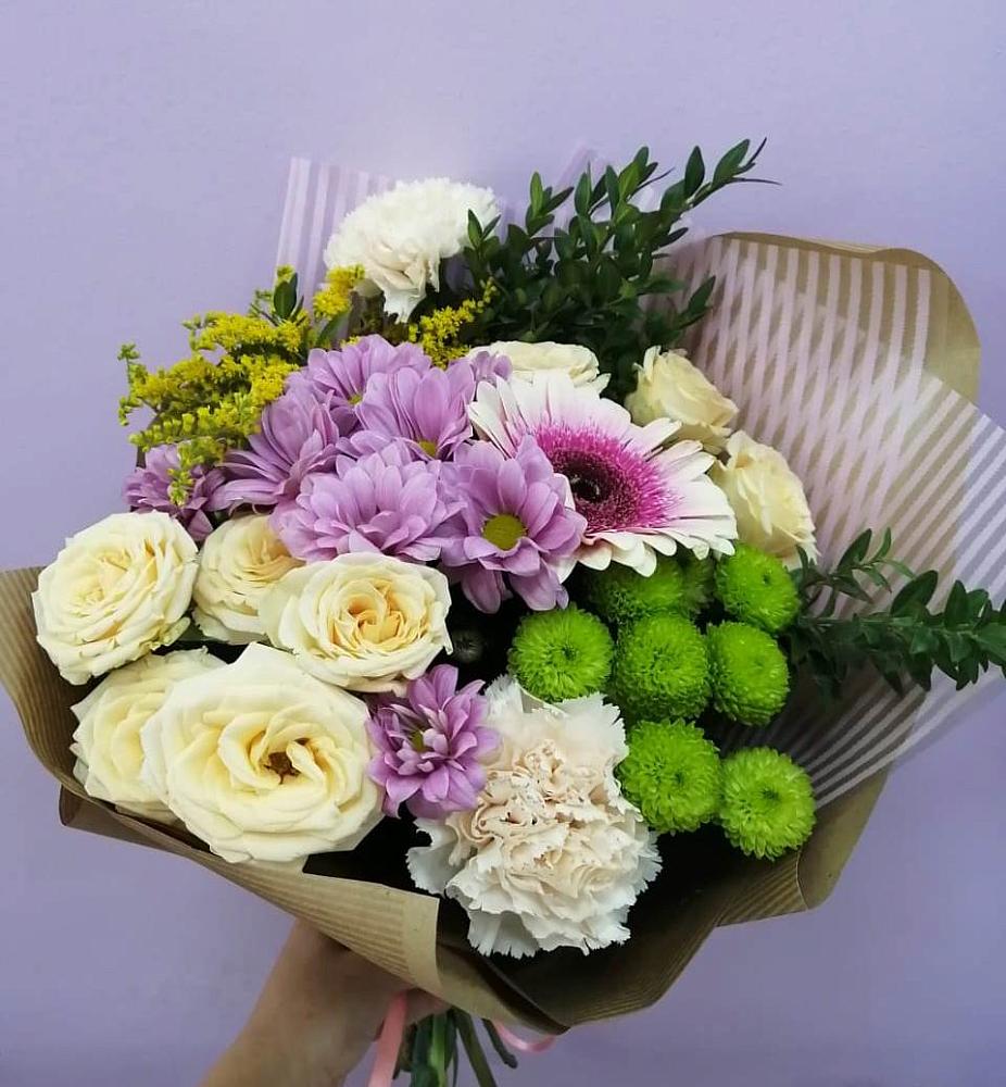 Букет цветов из: Хризантемы, Розы, Гвоздики и Герберы в Ленинский Тульская область