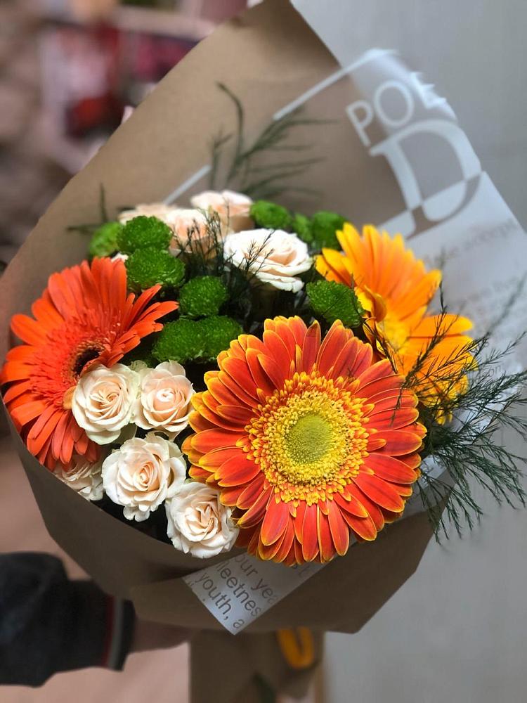 Букет цветов из: Герберы, Хризантемы и Розы в Ленинский Тульская область