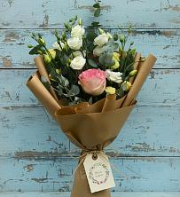 Букет цветов из:  Розы и Лизиантусы в Ленинский Тульская область