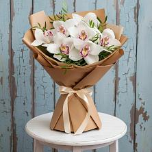 Букет цветов из:  Орхидеи и Розы в Ленинский Тульская область